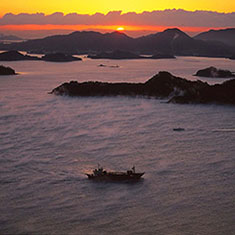 瀬戸内海に浮かぶ島々