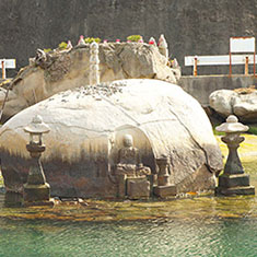 佐木島・磨崖和霊石地蔵