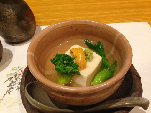 温性胡麻豆腐700円（税別）蒸し物は季節により変わります。